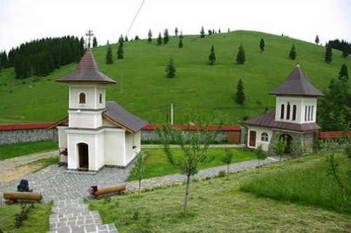 Manastirea Fagetel poza
